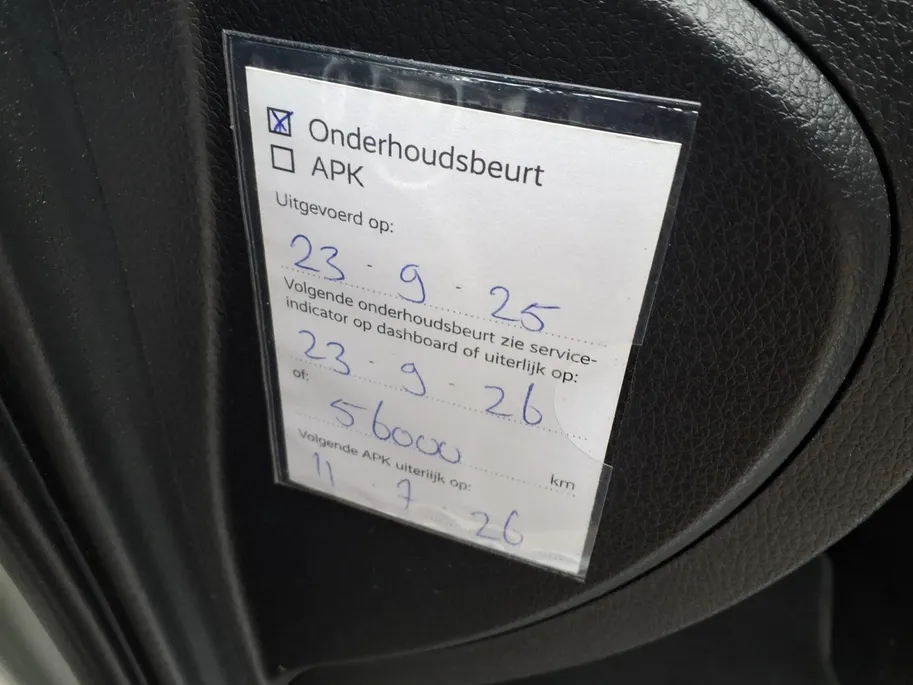 Mitsubishi Eclipse Cross 2.4 PHEV Intense+ Automaat | Navigatie | Trekhaak | Dealer onderhouden | Fabrieksganatie