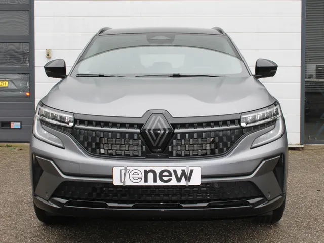 Renault Espace E-Tech full hybrid 200 PK esprit Alpine 7 persoons | 4 wielsturing | Stuurverwarming | Google Navigatie | Camera 360 | Achterklep elektrisch |