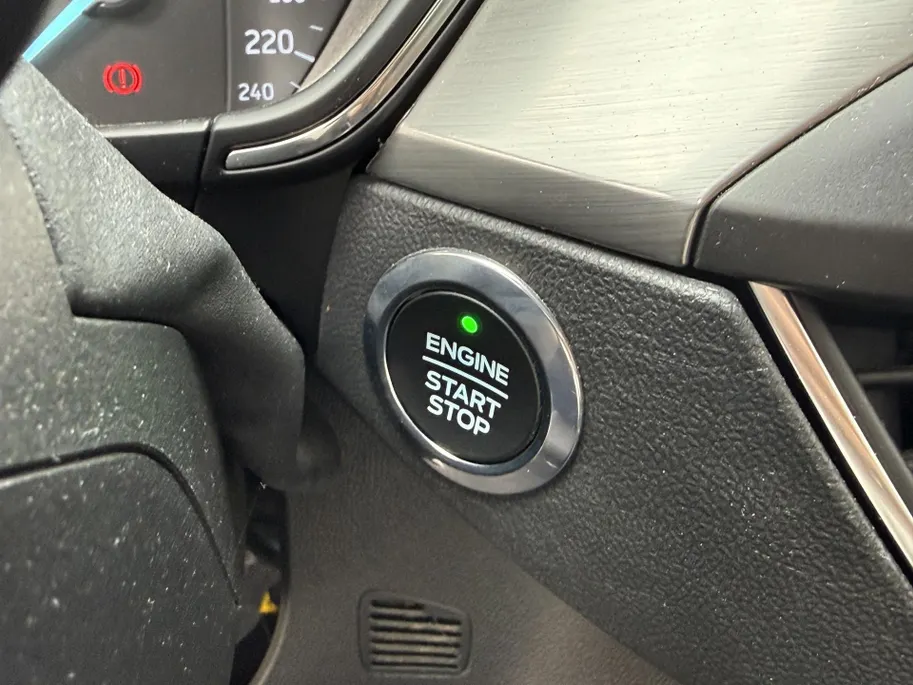 Ford Focus Wagon 1.0 EcoBoost Titanium +