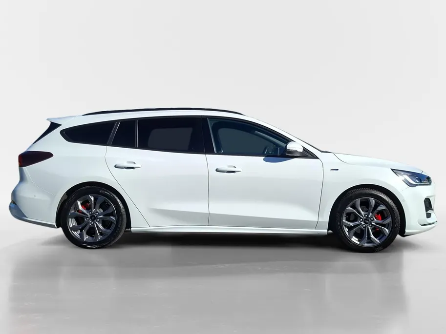 Ford Focus Wagon 1.0 EcoBoost Hybrid ST Line X | Winterpack | Driver Assistancepack | Adaptive Cruisecontrol | Dodehoekdetectie | B&O Audio | AGR | Led Koplampen | Camera |