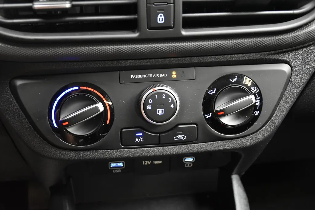 Hyundai i10 1.0i Automaat Comfort Smart | Navi | Camera