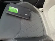Škoda Karoq 1.5 TSI ACT Sportline Business | Apple Carplay/Android Auto | Elektrische achterklep | Airco (automatisch)