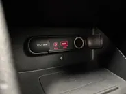Kia Niro 1.6 GDi Hybrid ExecutiveLine AUTOMAAT AIRCO CAMERA LEER STOELVERWARMING+STOELKOELING STUURVERWARMING LM VELGEN HOGE INSTAP ELECTRISCHE STOELEN JBLSPEAKERS ZEER MOOIE AUTO