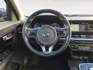 Kia e-Niro DynamicPlusLine 64 kWh | SOH 99,5 % | 3 Fase laden | 1e Eigenaar | Dealer onderhouden | Stoelverwarming | Schuif-/kanteldak | Fabrieksgarantie t/m 24-08-2029 + 3x 1 jaar |  NAP |