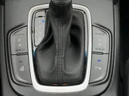 Hyundai Kona 1.6 GDI HEV Premium