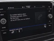 Volkswagen T-Roc 1.5TSI/150PK R-Line · Apple/Android Car Play · Camera + Parkeersensoren · Keyless · Garantie t/m 27-03-2027