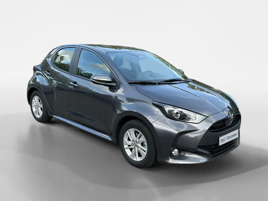 Toyota Yaris 1.5 Hybrid 115 Active | Super complete en leuke uitvoering! NU INCL. Premiumpakket gratis o.a. incl 12 maanden garantie! RIJKLAARPRIJS!!