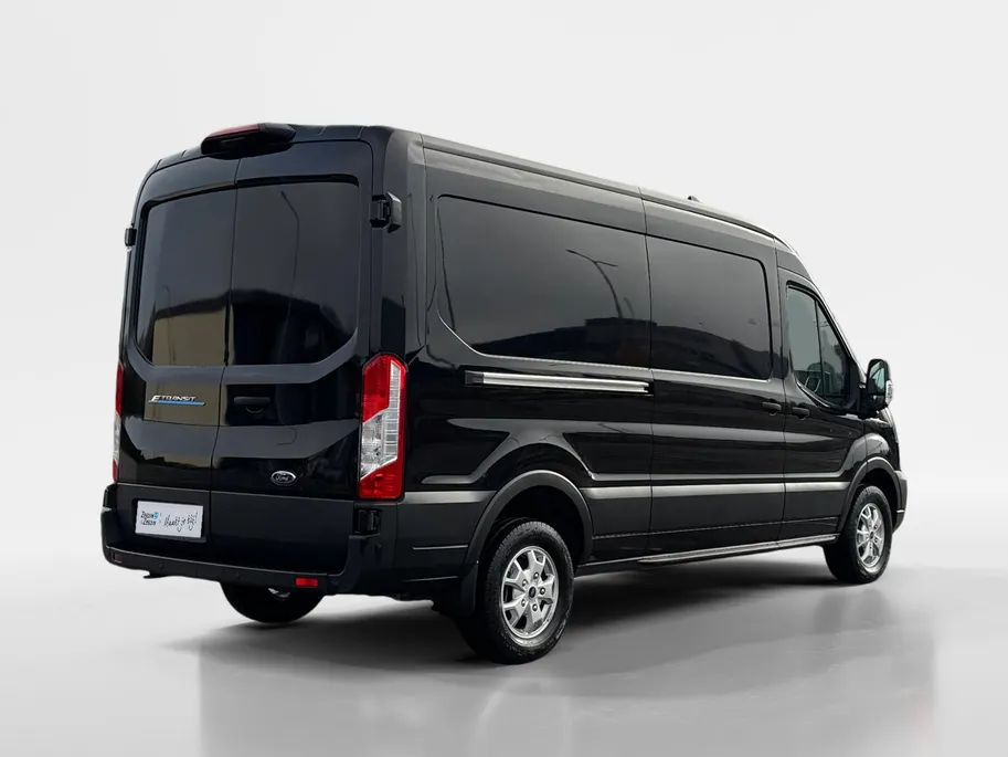 Ford E-Transit 350 L3H2 Trend 68 kWh | Uit Voorraad Leverbaar | Prijs inclusief €8.285,- Ready Set Ford Bonus | 257km WLTP Rijbereik | PRO Onboard Charging | Driver Assistance Ultimate