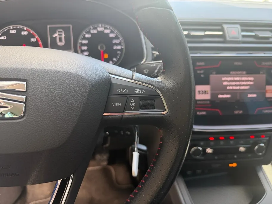 SEAT Ibiza 1.0 TSI FR Business Intense | Camera | Parkeersensoren | Apple Carplay & Android Auto | Cruise & Climate Control | Navigatie | 12 Maanden BOVAG Garantie