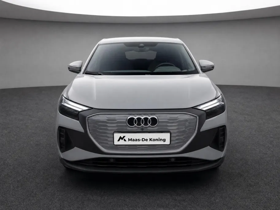 Audi Q4 Sportback e-tron 40 204pk Edition 77 kWh · SOH 95,8% · Camera · Apple/Android Car Play · Cruise Control Adaptief · P-Sensoren · Elek. Achterklep · 19'' Inch ·