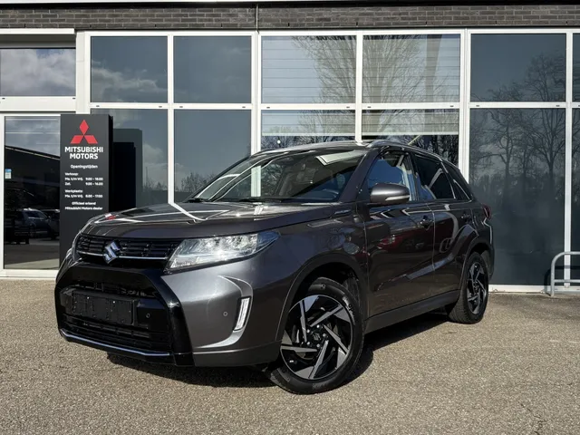 Suzuki Vitara 1.4 B.jet Style Smart Hybrid | Panoramadak | All Seasons