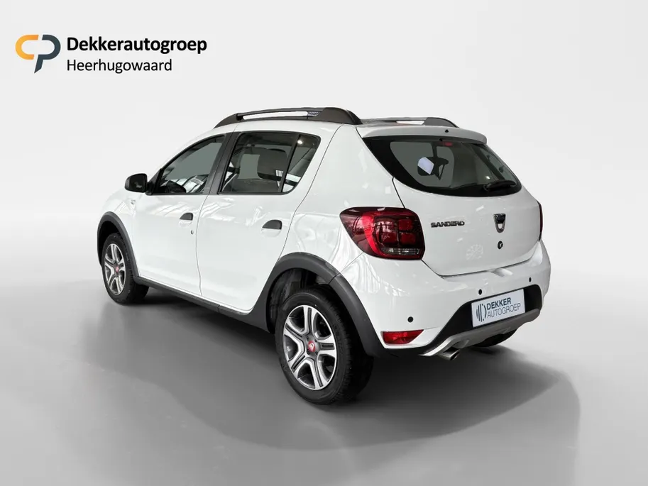 Dacia Sandero 0.9 TCe Tech Road 90 PK