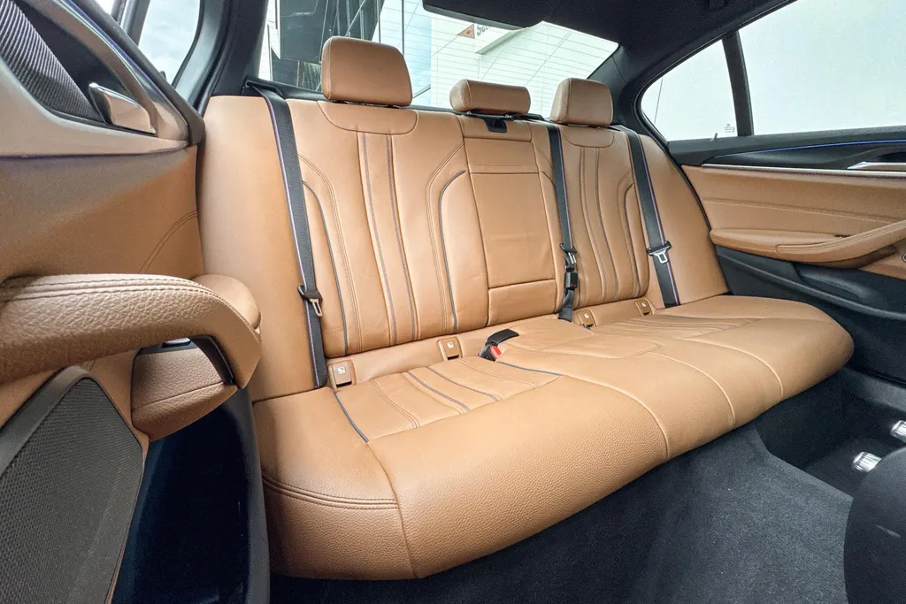 BMW 5 Serie Sedan 545e xDrive