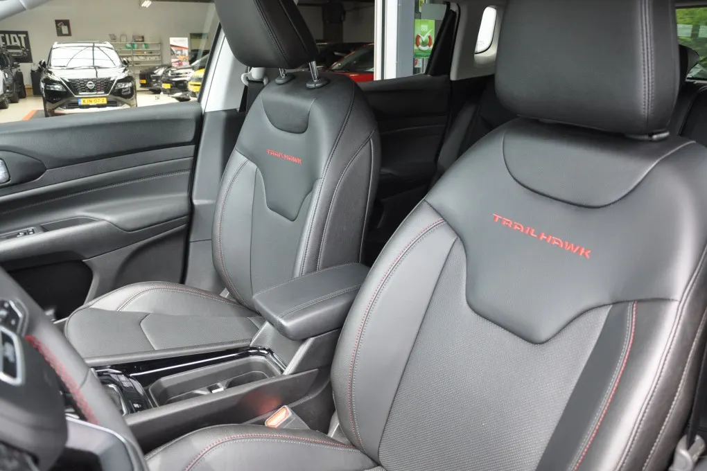 Jeep Compass 4xe 240 Hyb. Trailh.