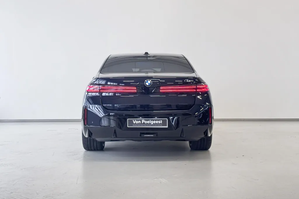 BMW i7 xDrive60 118.1 kWh