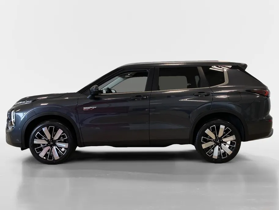 Mitsubishi Outlander 2.4 PHEV | INTENSE + | DIRECT LEVERBAAR | PRIJS INCL €6.000,- VOORRAAD KORTING