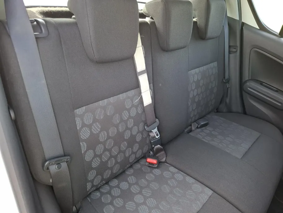 Suzuki Splash 1.0 Exclusive | Airco |Lichtmetalen velgen | Stoelverwarming | Radio / CD Speler