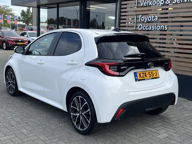 Toyota Yaris 1.5 Hyb. 115 Dynamic | 3500 euro demo korting