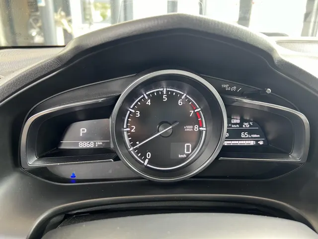 Mazda 3 2.0 SkyActiv-G 120 GT-M AUTOMAAT | TREKHAAK | 18' LM VELGEN | CAMERA | STOEL- en STUURVERWARMING | LEDER | Bose AUDIO | NED.AUTO | DEALER ONDERHOUDEN |