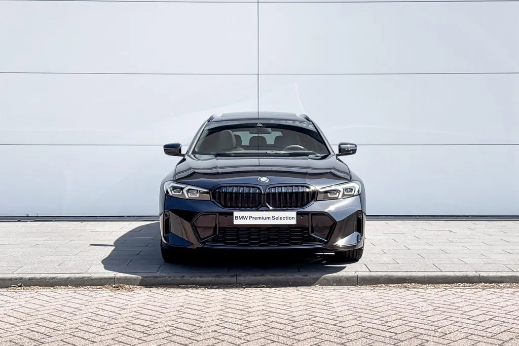 BMW 3 Serie Touring 320i M-Sport Pro