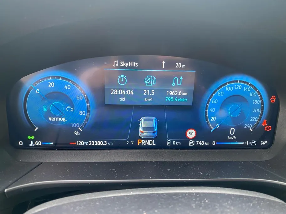 Ford Kuga 2.5 PHEV ST-Line 243PK | NL Auto | Panoramadak | El. Trekhaak | Driver Assistance Pack | Winter Pack |