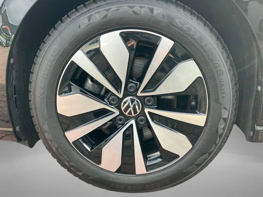 Volkswagen Golf Variant 1.5eTSI/150PK Goal DSG · Navigatie · Trekhaak · 360°Camera + Parkeersensoren · Stoelverwarming · Garantie t/m 23-06-2027
