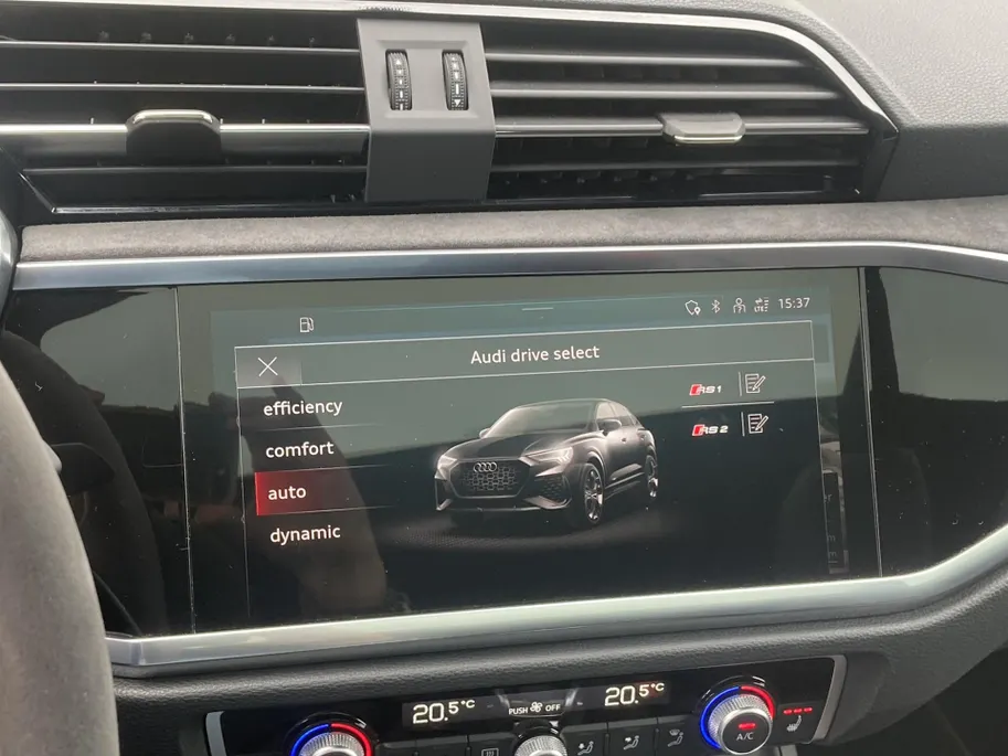 Audi RSQ3 Sportback RSQ3 2.5 TFSI Quattro 400 pk Individual Green Audi Drive Select - Panoramadak - B&O Premium Audio  Elektrisch wegklapbare trekhaak