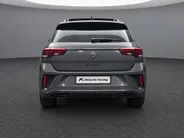 Volkswagen T-Roc 1.5 TSI 150pk DSG R-Line · Panoramadak · Camera · Dodehoeksensor · Keyless · Apple/Android Car Play · 19'Velgen ·