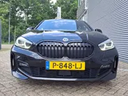 BMW 1 Serie 118i Business Edition M-exterieur pakket | Digitaal cockpit | Navigatie | Cruise | Climate | M-bekleding | M-stuur | Apple Carplay/Android Auto