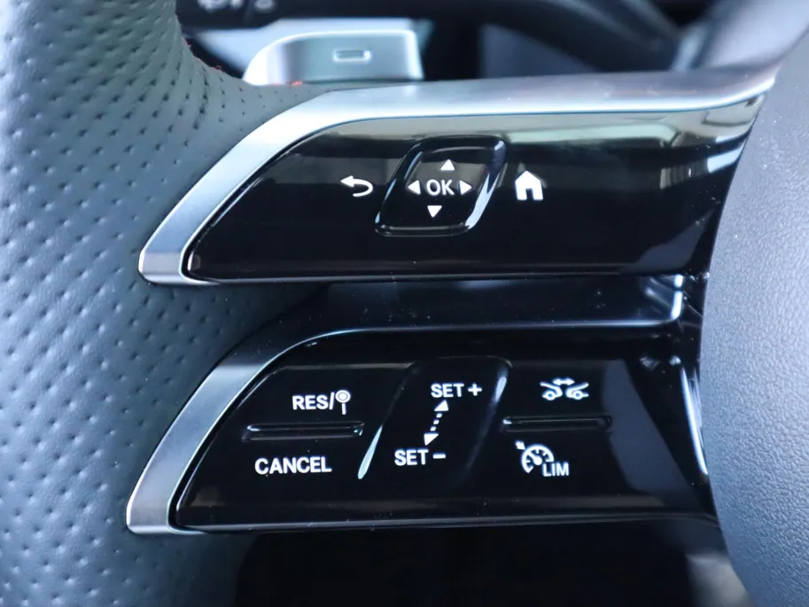 Mercedes-Benz CLA 180 Star Edition AMG Line