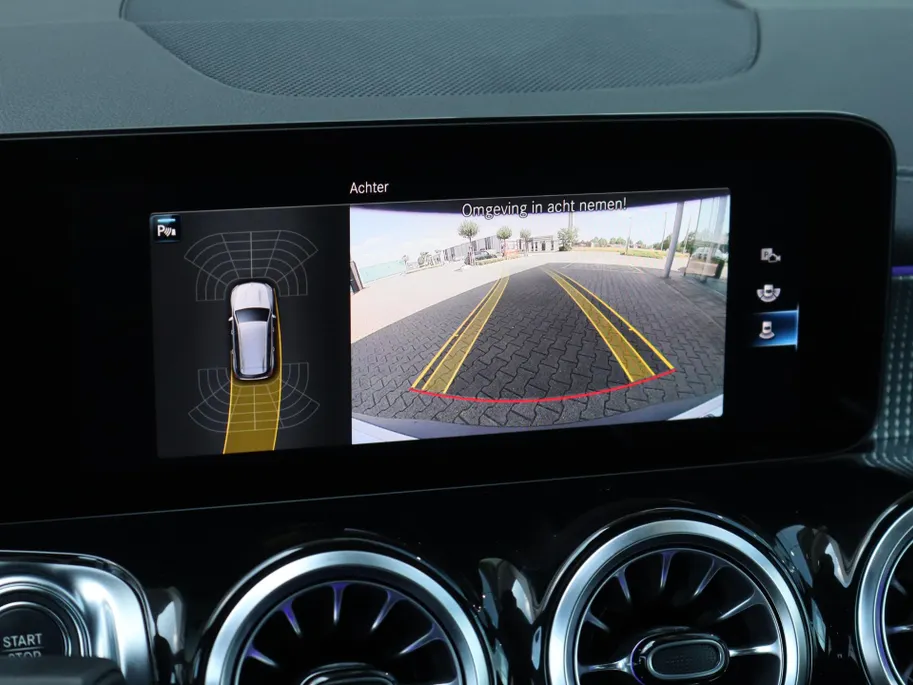 Mercedes-Benz EQB 250 AMG Line 7p. 67 kWh l Keyless l Stoelverwarming l Ambiente lichtpakket
