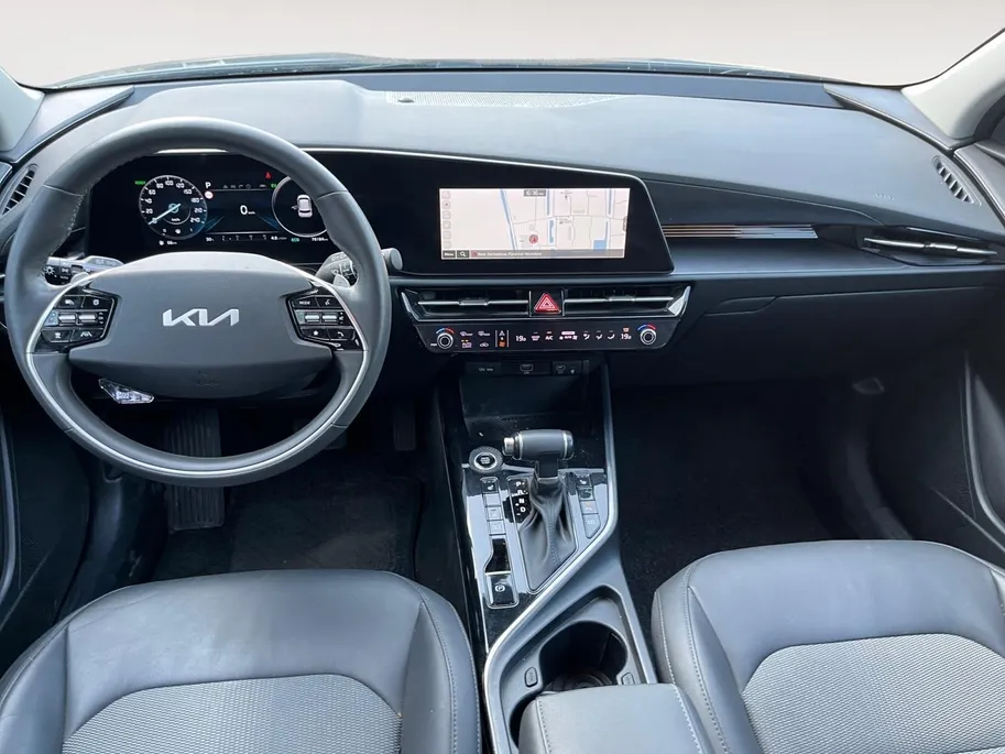 Kia Niro 1.6 GDi Hybrid DynamicLine | Two-Tone | Trekhaak | Climate control | Navigatie | Cruise control