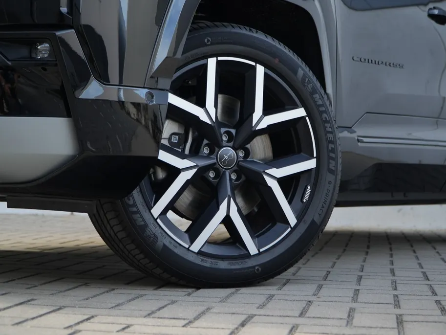 Jeep Compass 1.6 e-Hybrid 225 PK PHEV First Edition | Schuifdak | Premium | 360cam