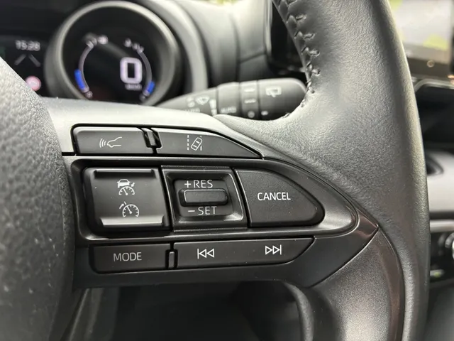 Toyota Yaris 1.5 Hybrid First Edition | Keyless | Carplay | Adapt. Cruise