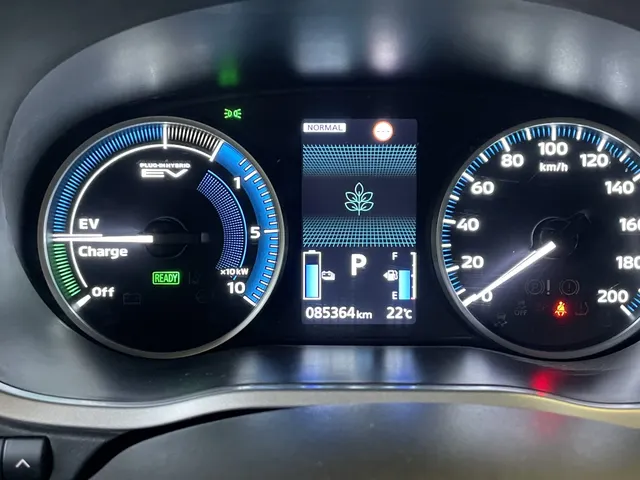 Mitsubishi Eclipse Cross 2.4 PHEV Intense+