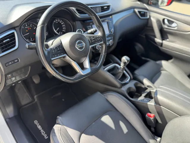 Nissan QASHQAI 1.6 Tekna Panoramadak