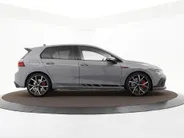 Volkswagen Golf 2.0 TSI 300pk DSG GTI Clubsport · Akrapovic · Camera · Apple/Android Car Play · Stoel-& Stuurverwarming · Dodehoek Detectie · 19'' Inch ·
