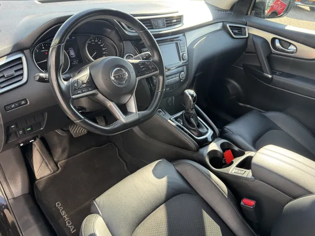 Nissan QASHQAI Automaat 1.3 DIG-T Tekna