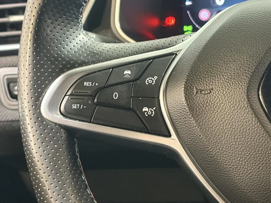 Renault Clio 145PK E-Tech Full Hybrid Esprit Alpine Automaat | 1e eigenaar | Bose Audio | Stoelverwarming | 9,3' Navi | Camera | Digital Cockpit | Adaptive Cruise Control | Climate Control | Lichtmetalen Velgen | Full LED |