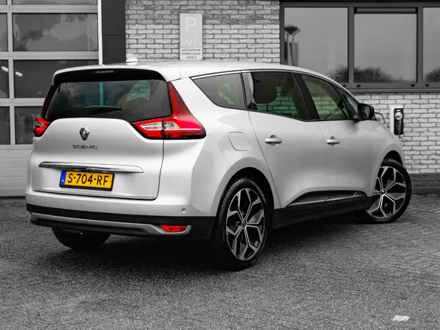 Renault Grand Scénic 1.3 TCe Techno 7p. | 7-persoons | navigatie | all season banden