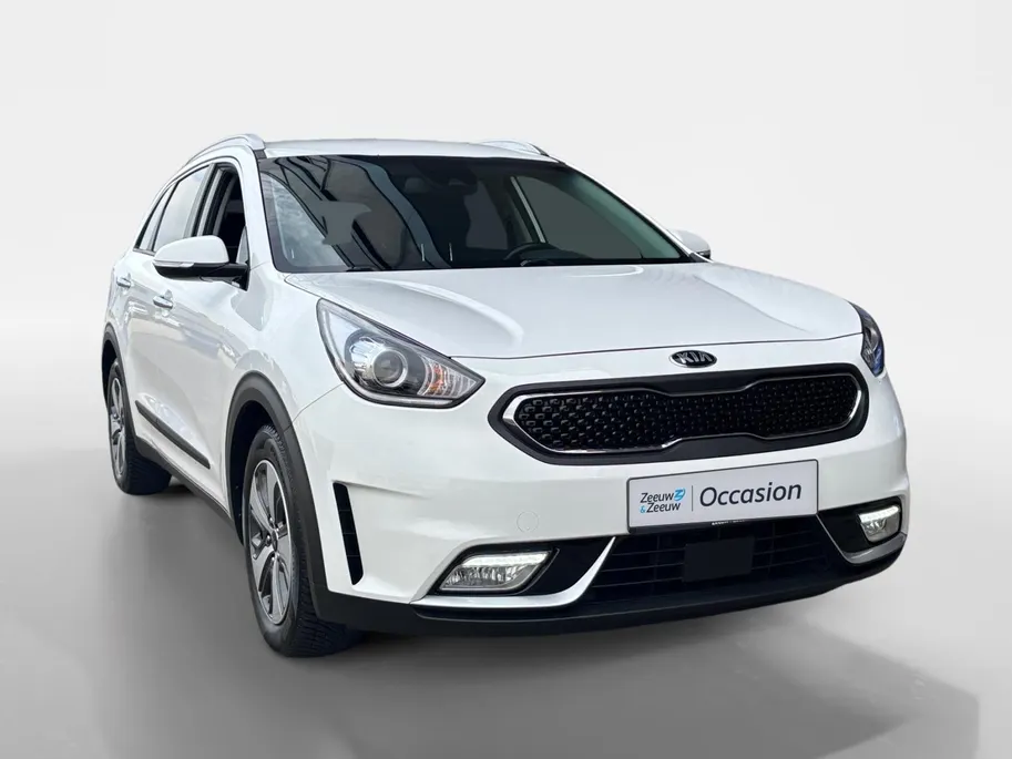 Kia Niro 1.6 GDi Hybrid First Edition | Trekhaak | Achteruitrijcamera | Stoel en stuurverwarming |