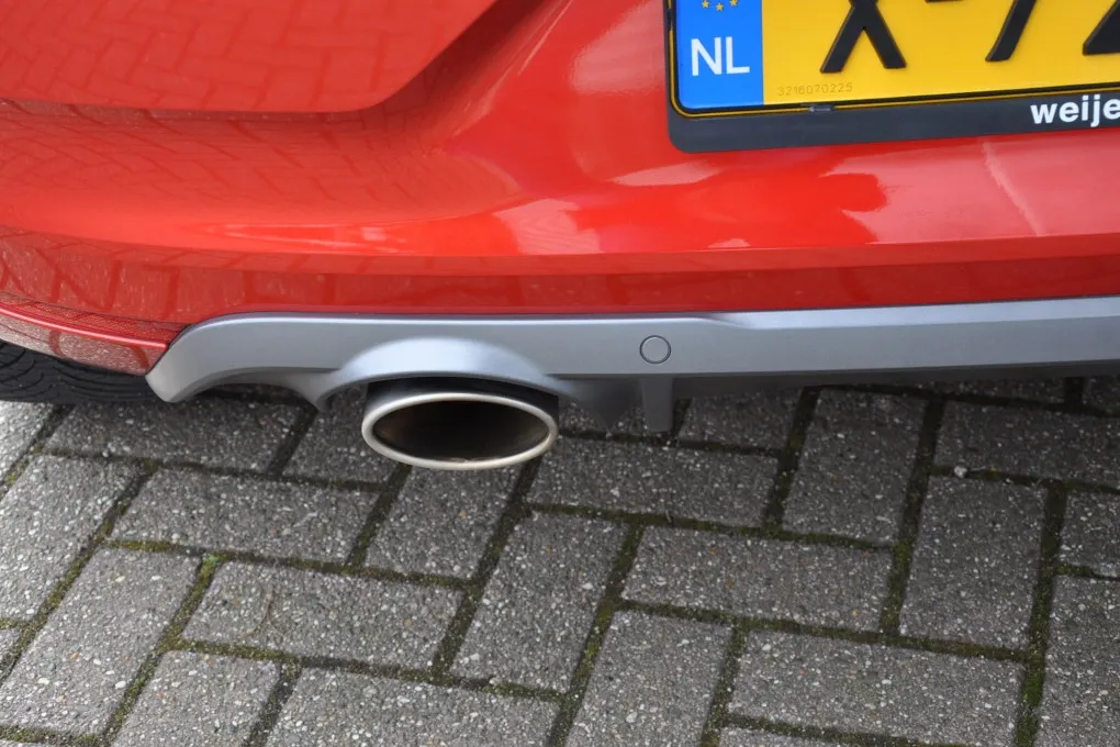 Renault Clio 140pk Nieuwstaat! All Seasons 1.3 TCe R.S. Line