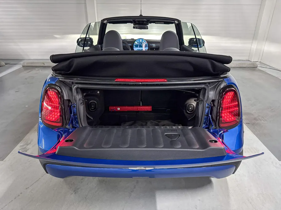 MINI Cooper Cabrio Cooper C Favoured