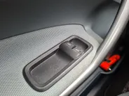 Ford Fiesta 1.25 Limited | Nieuwe Distributieriem bij aflevering | Trekhaak | All weather banden | Radio | Dealer onderhouden | Nieuwe APK | 12maanden BOVAG Garantie |