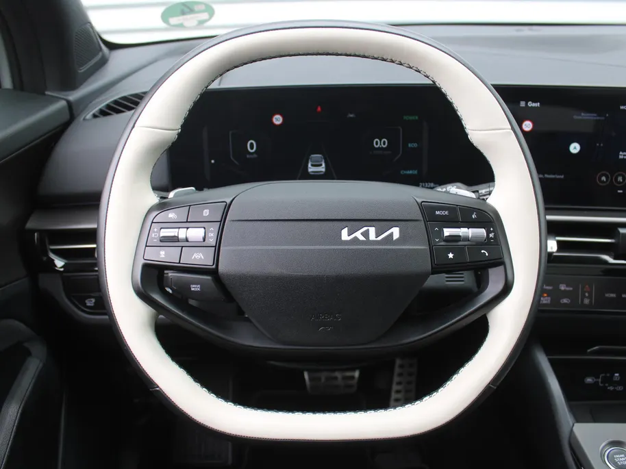 Kia Sportage 1.6 T-GDi Hybrid GT-Line | Trekhaak | Stuur-/stoelverwarming | Elek. stoelverstelling + achterklep | Schuifdak | 18" LM | Cruise adapt. | Camera |
