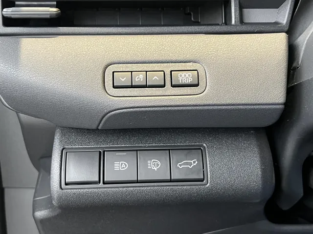 Subaru Solterra 4E-xperience 73.1 kWh | NIEUW MODEL!!! | 100% Elektrisch | Uit Voorraad Leverbaar | Panoramisch Dak | Dubbelen Draadloze Telefoonoplader | Nieuw Multimedia Systeem