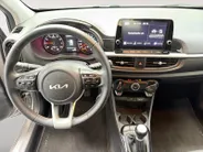 Kia Picanto 1.0 DPi DynamicLine RESTERENDE FABRIEKSGARANTIE T/M 2033 | Apple Carplay / Android Auto | Lichtsensor | Cruise Control | Camera Achter | 14'Lichtmetalen Velgen | Airconditioning