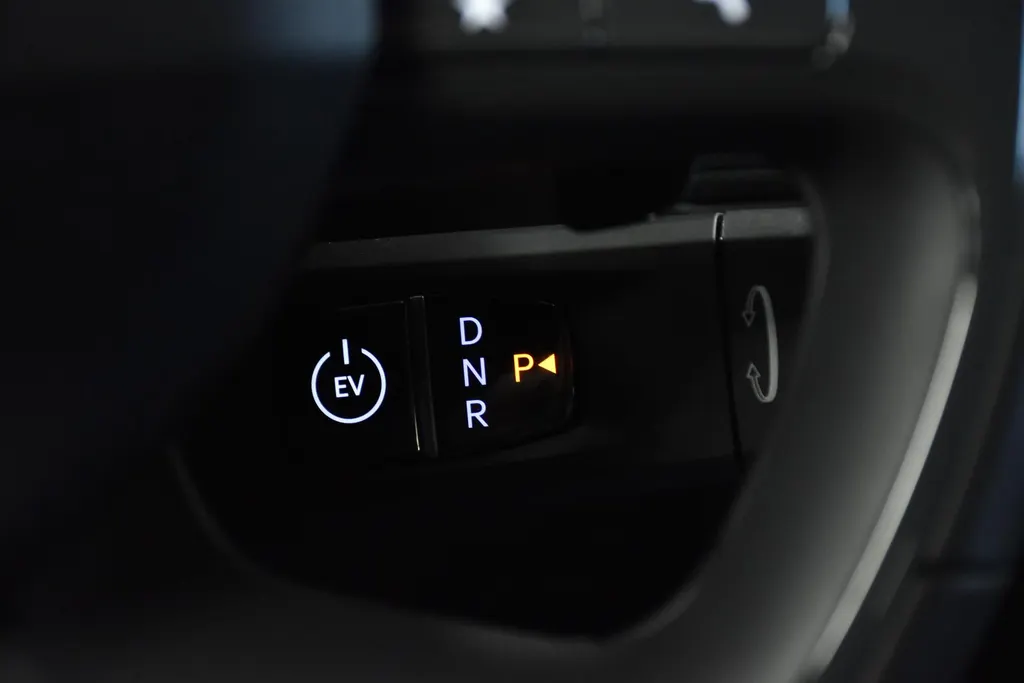 Kia EV9 99,8kWh 204pk RWD Plus NIEUW