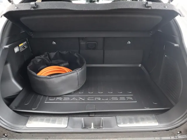 Toyota Urban Cruiser Executive 61 kWh