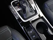 Kia Ceed Sportswagon 1.0 T-GDi MHEV Design Edition | Stuur-/stoelverwarming | Cruise adapt. | Camera | 16' LM | Dodehoekdetectie | JBL audio | LED |